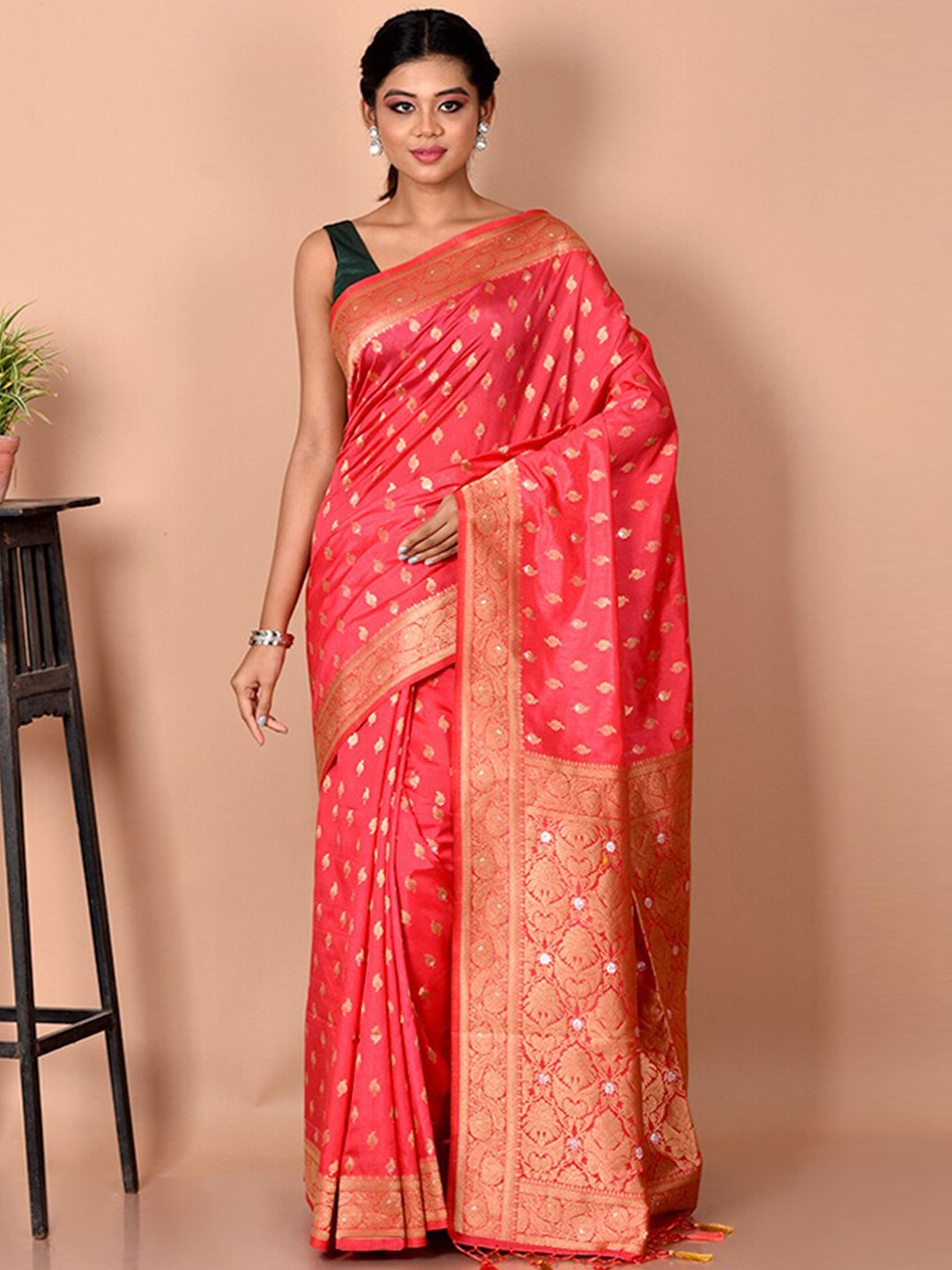 

AllSilks Pink & Gold-Toned Woven Design Zari Silk Blend Saree