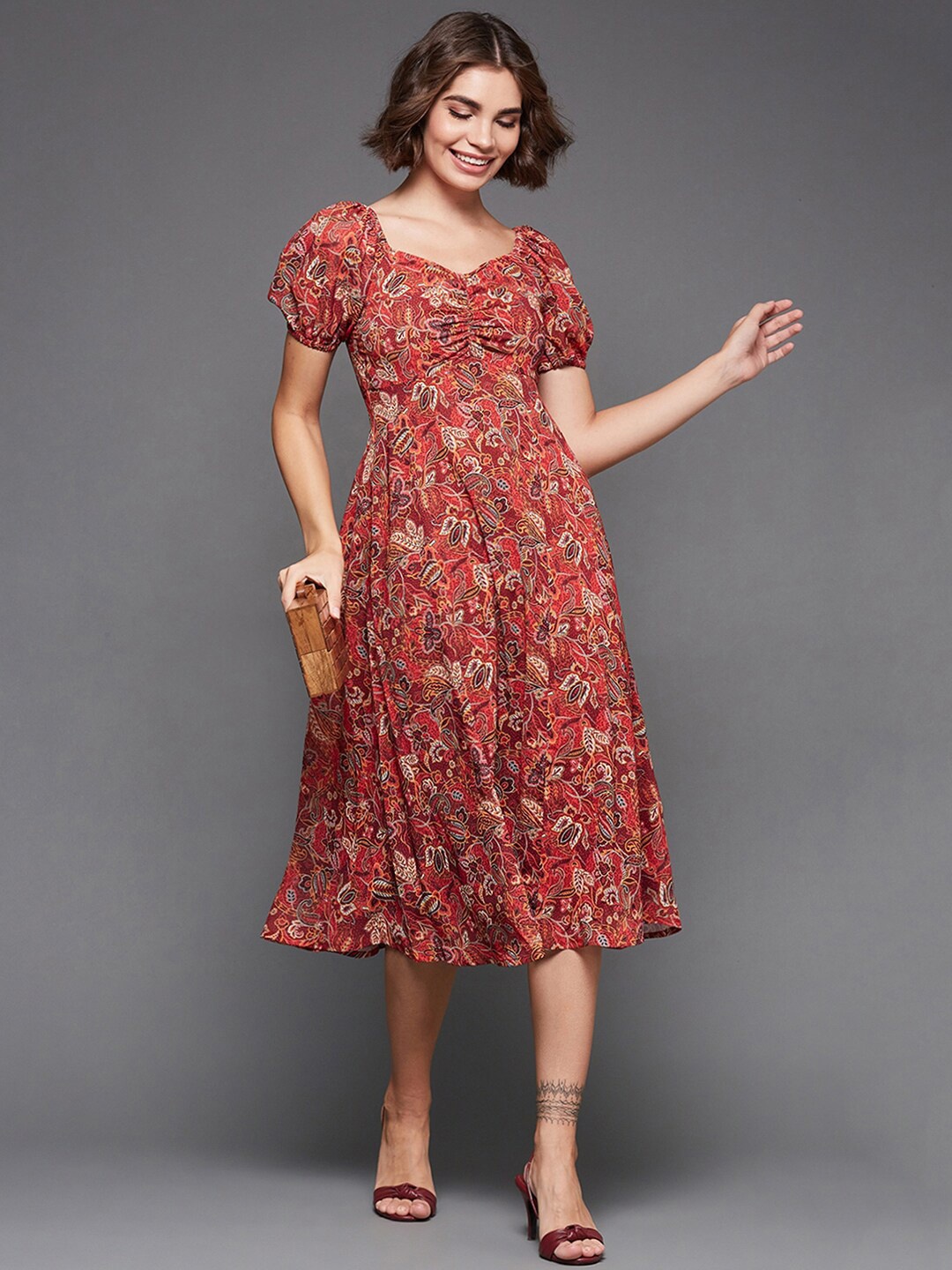 

Miss Chase Brown & Off White Floral Print Slit Fit & Flare Midi Dress
