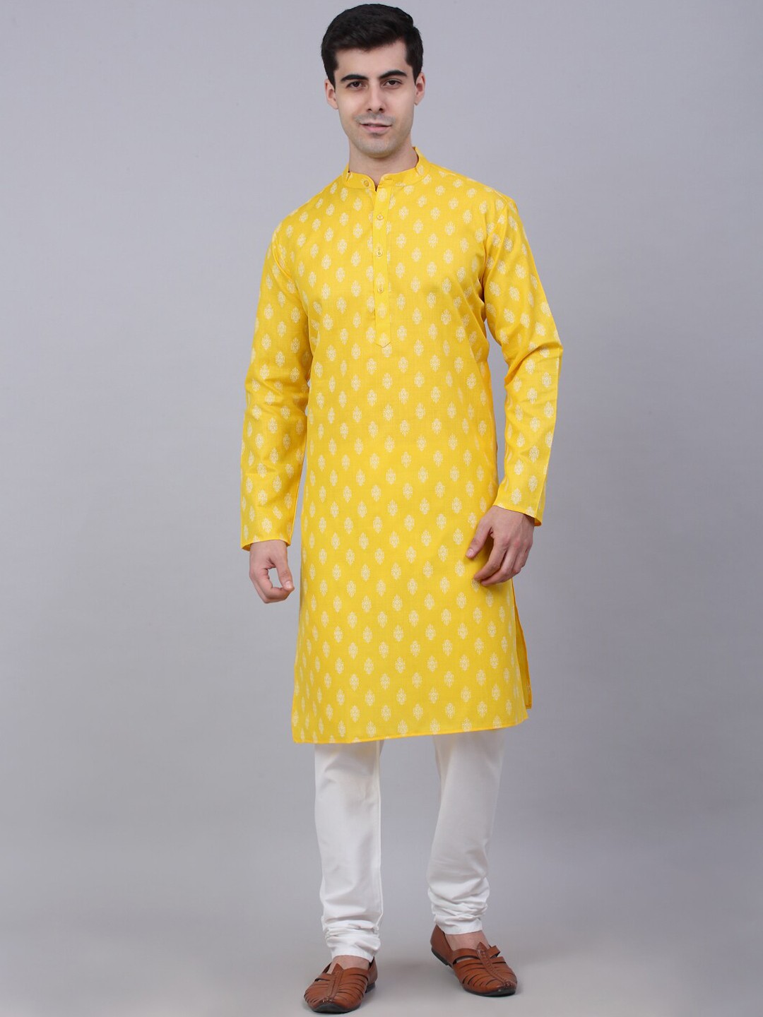 

Jompers Men Yellow Floral Printed Kurta with Churidar