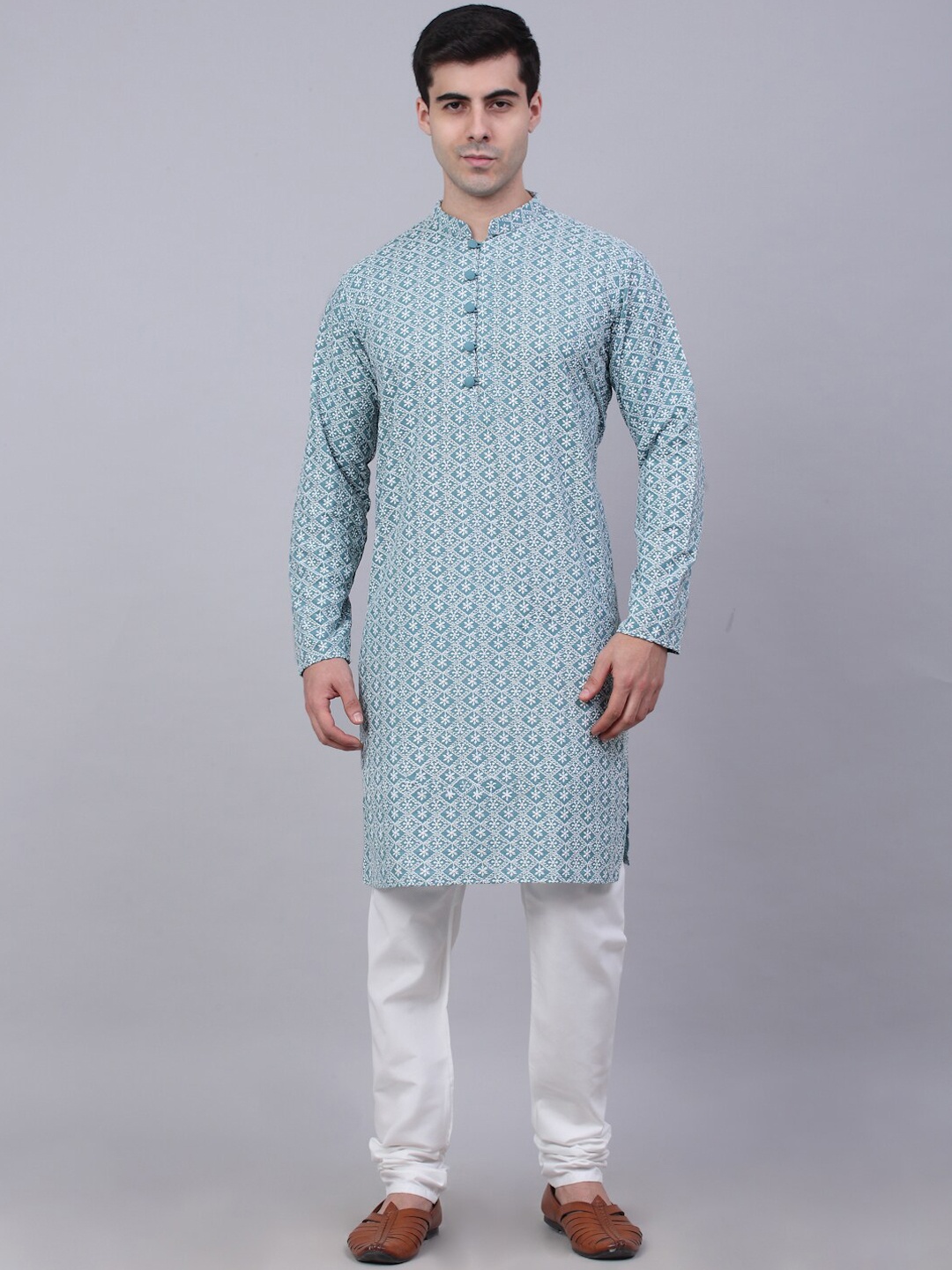 

Jompers Men Teal Floral Embroidered Chikankari Pure Cotton Kurta with Churidar