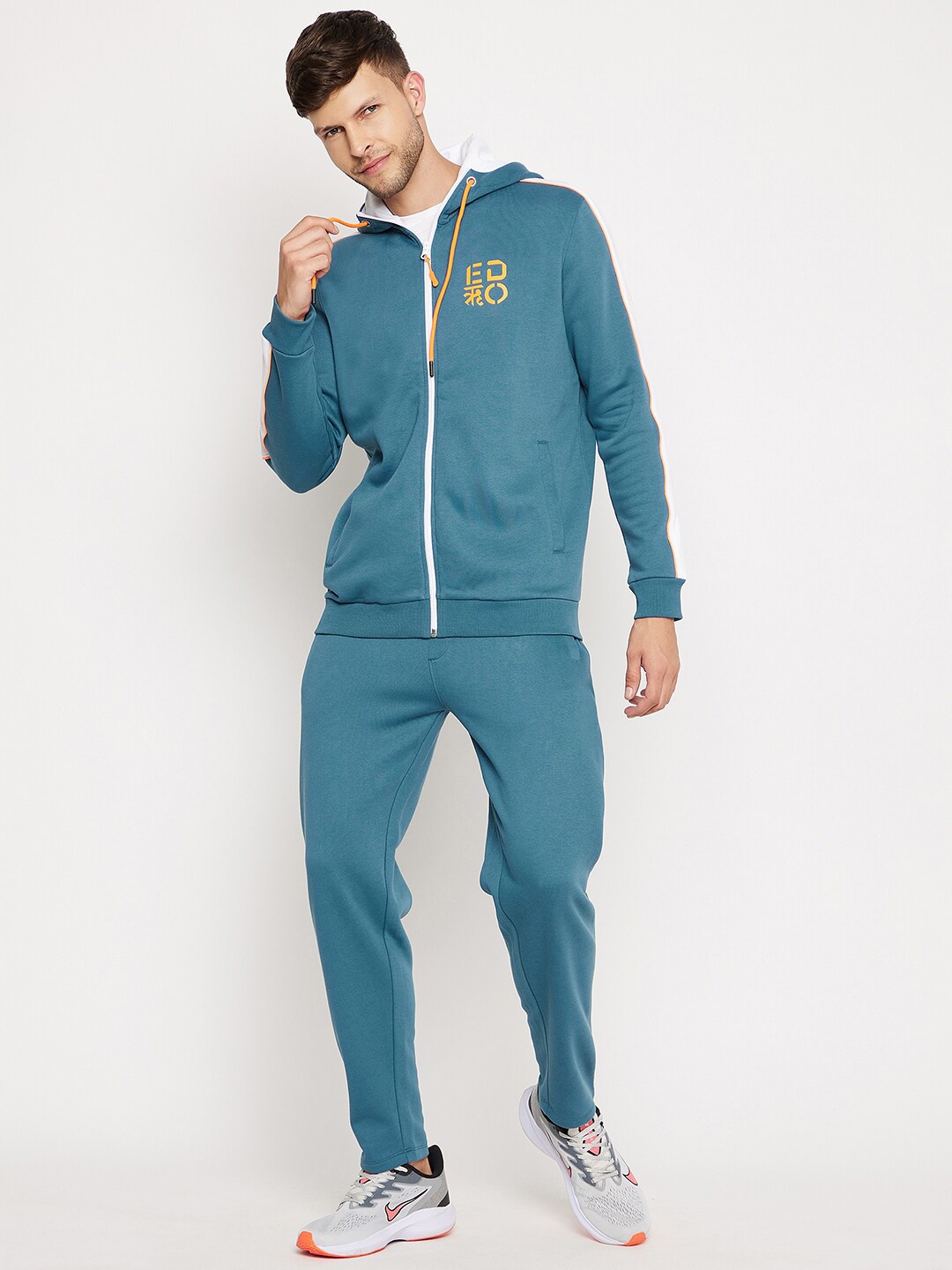 

EDRIO Men Blue Solid Fleece Tracksuits