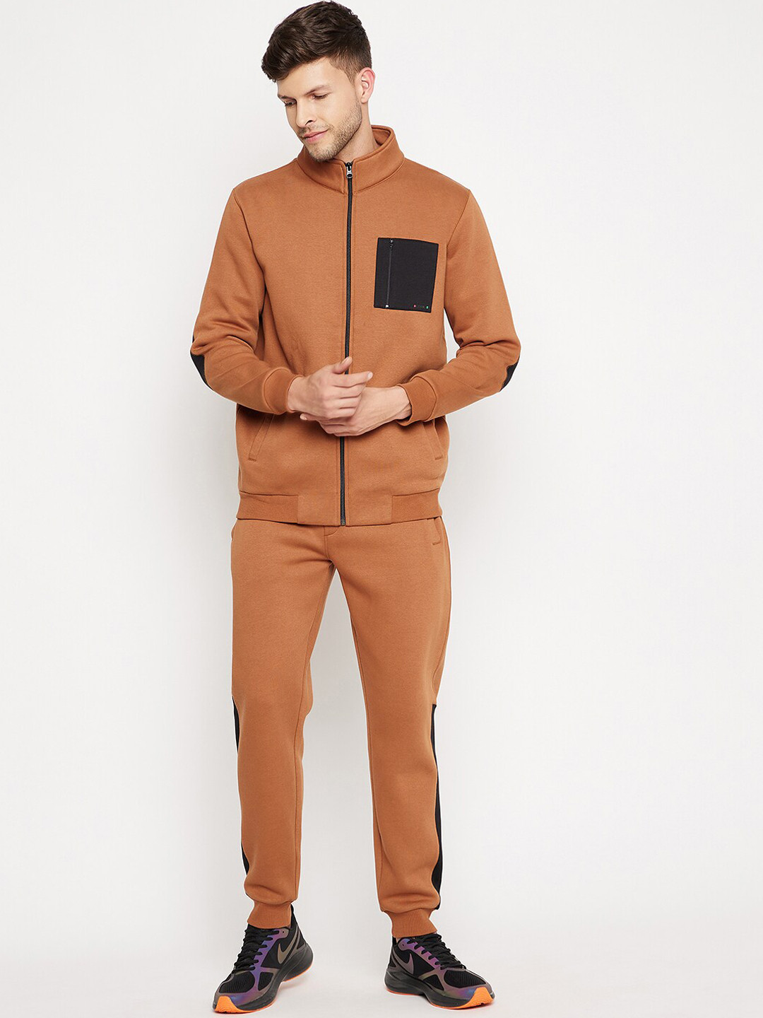 

EDRIO Men Tan Brown Solid Fleece Tracksuits