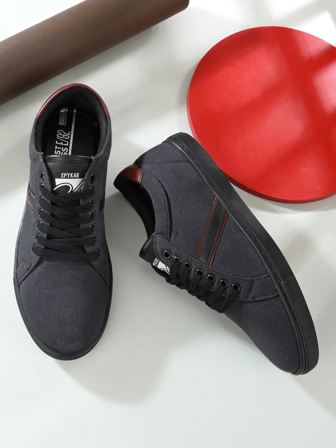 

SPYKAR Men Jay Black Sneakers