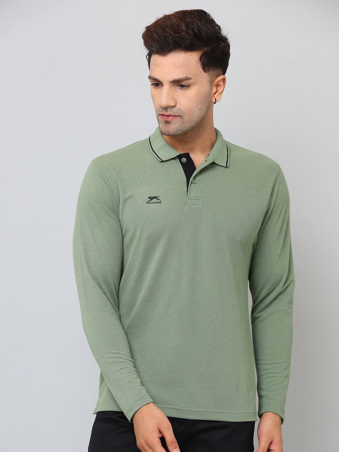 

Shiv Naresh Men Green Polo Collar Cotton T-shirt