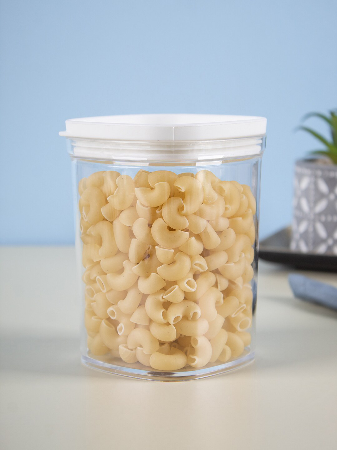

MARKET99 Transparent & White Medium Airtight Food Container-400ml