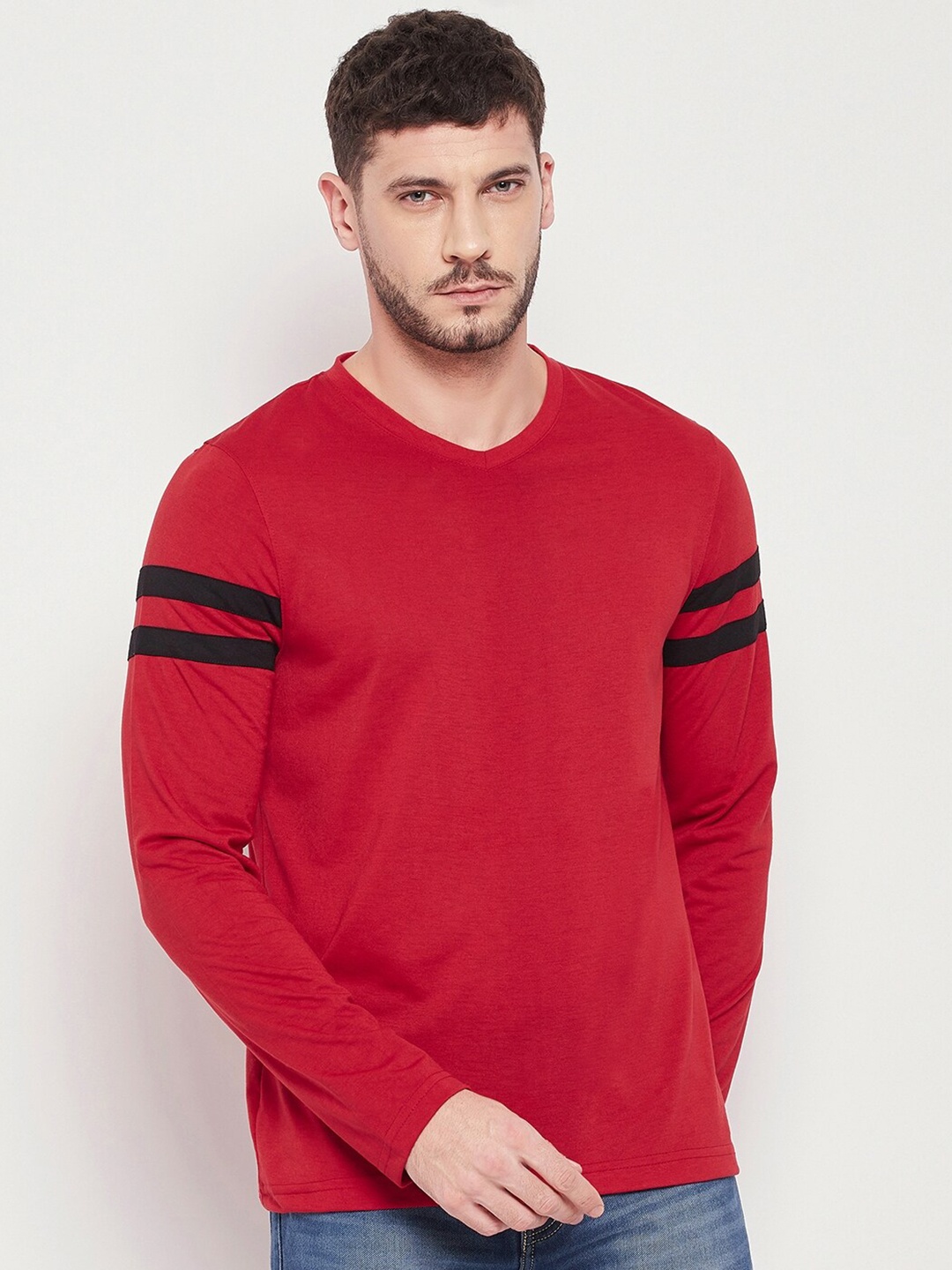 

STROP Men Red Cotton V-Neck T-shirt