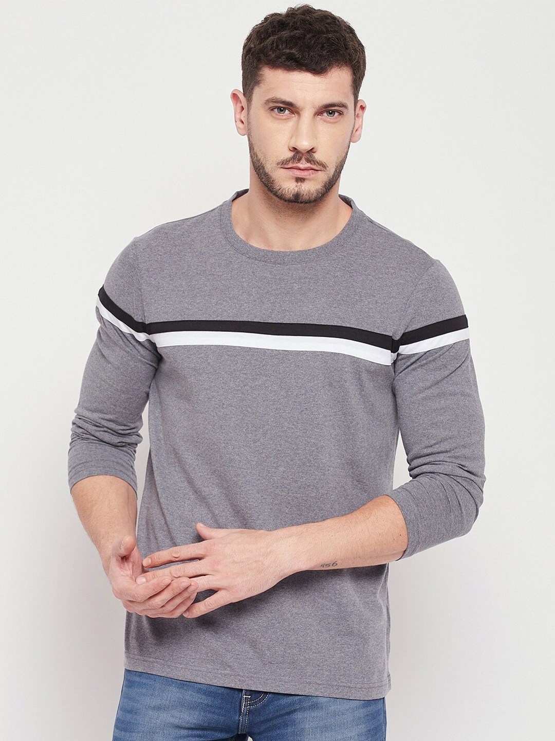 

STROP Men Grey Cotton Striped T-shirt