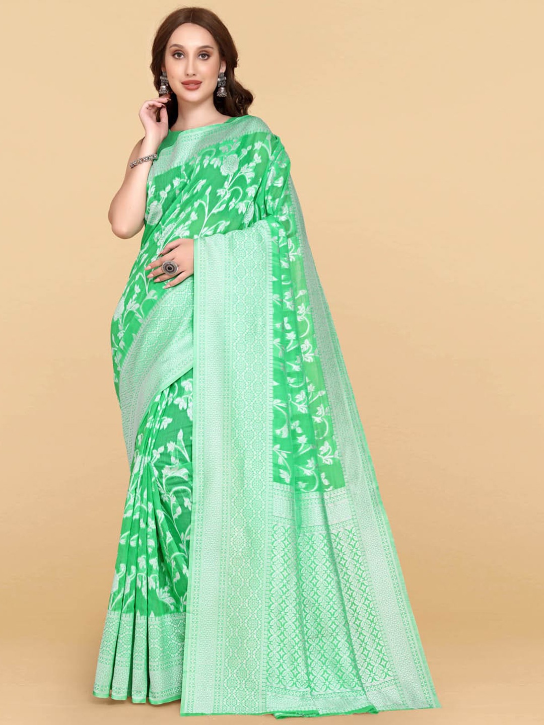 

BESUCHER Green & Silver-Toned Woven Design Zari Silk Cotton Jamdani Saree