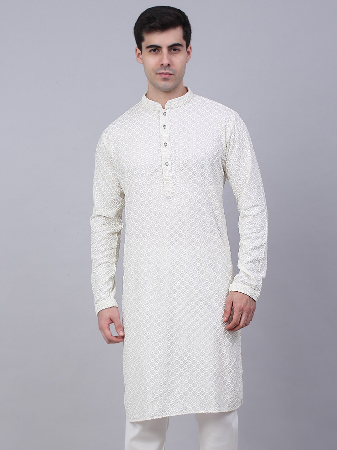 

Jompers Men Ethnic Motifs Embroidered Mirror Work Cotton Kurta, Cream
