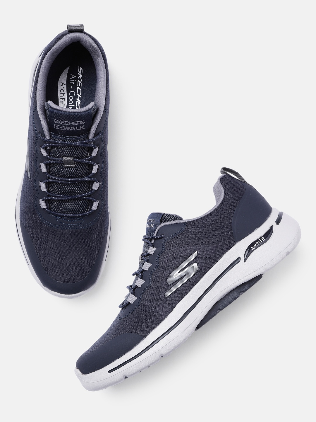 

Skechers Men Go Walk Arch Fit R Walking Shoes, Navy blue