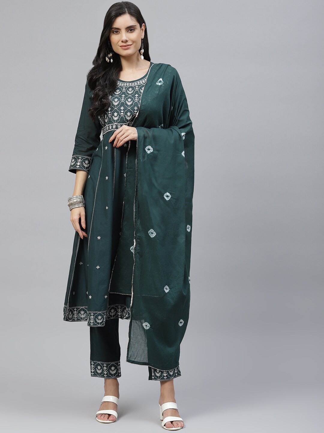 

MAAND Women Green Embroidered Empire Pure Cotton Kurta with Trousers & With Dupatta