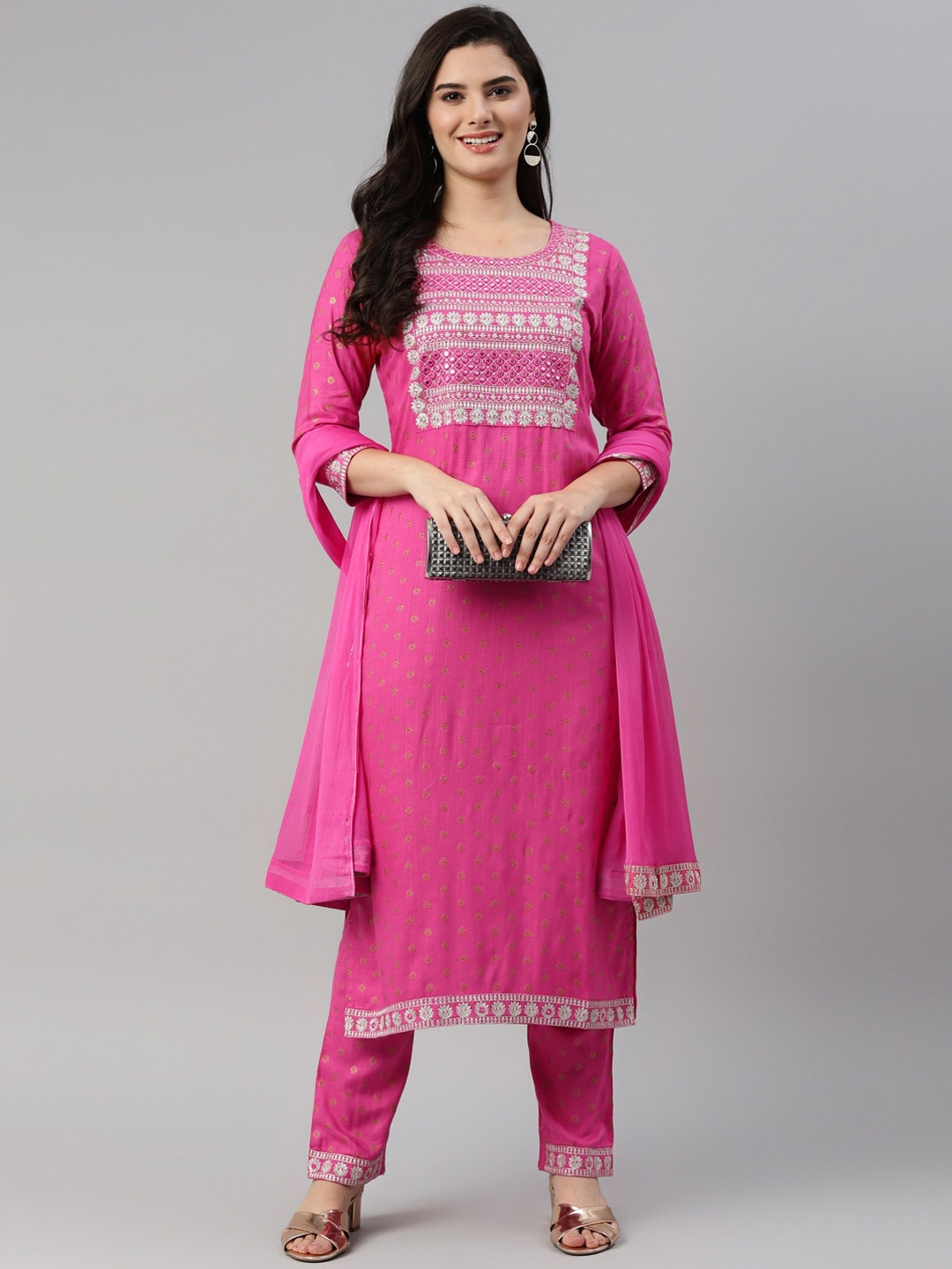 

MAAND Pink Ethnic Motifs Embroidered Thread Work Kurta with Trousers & With Dupatta