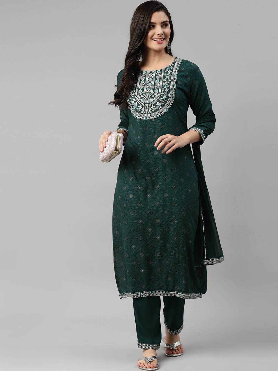 

MAAND Green Printed Thread Work Kurta with Trousers & With Dupatta