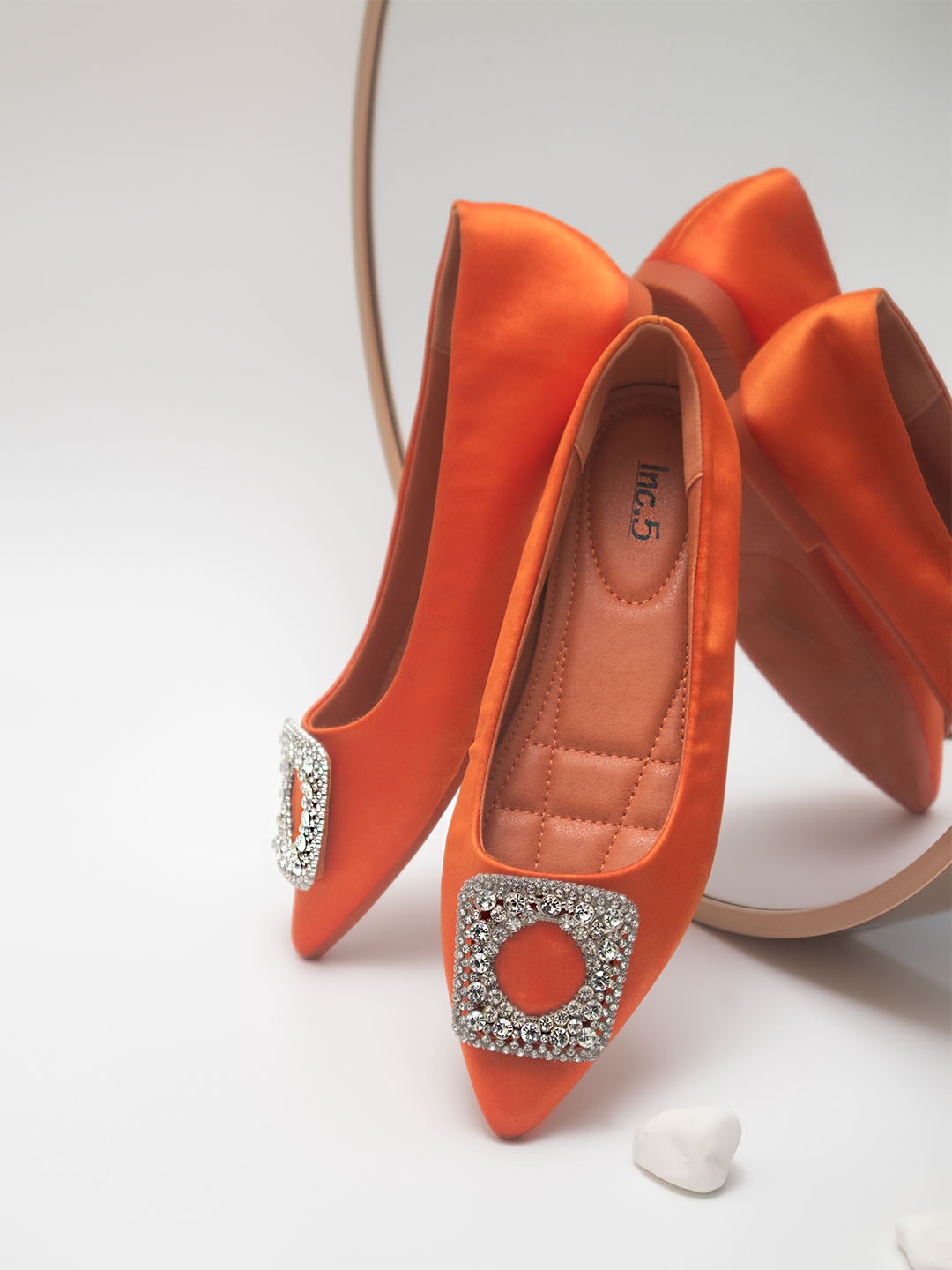 

Inc 5 Women Orange Ballerinas Flats