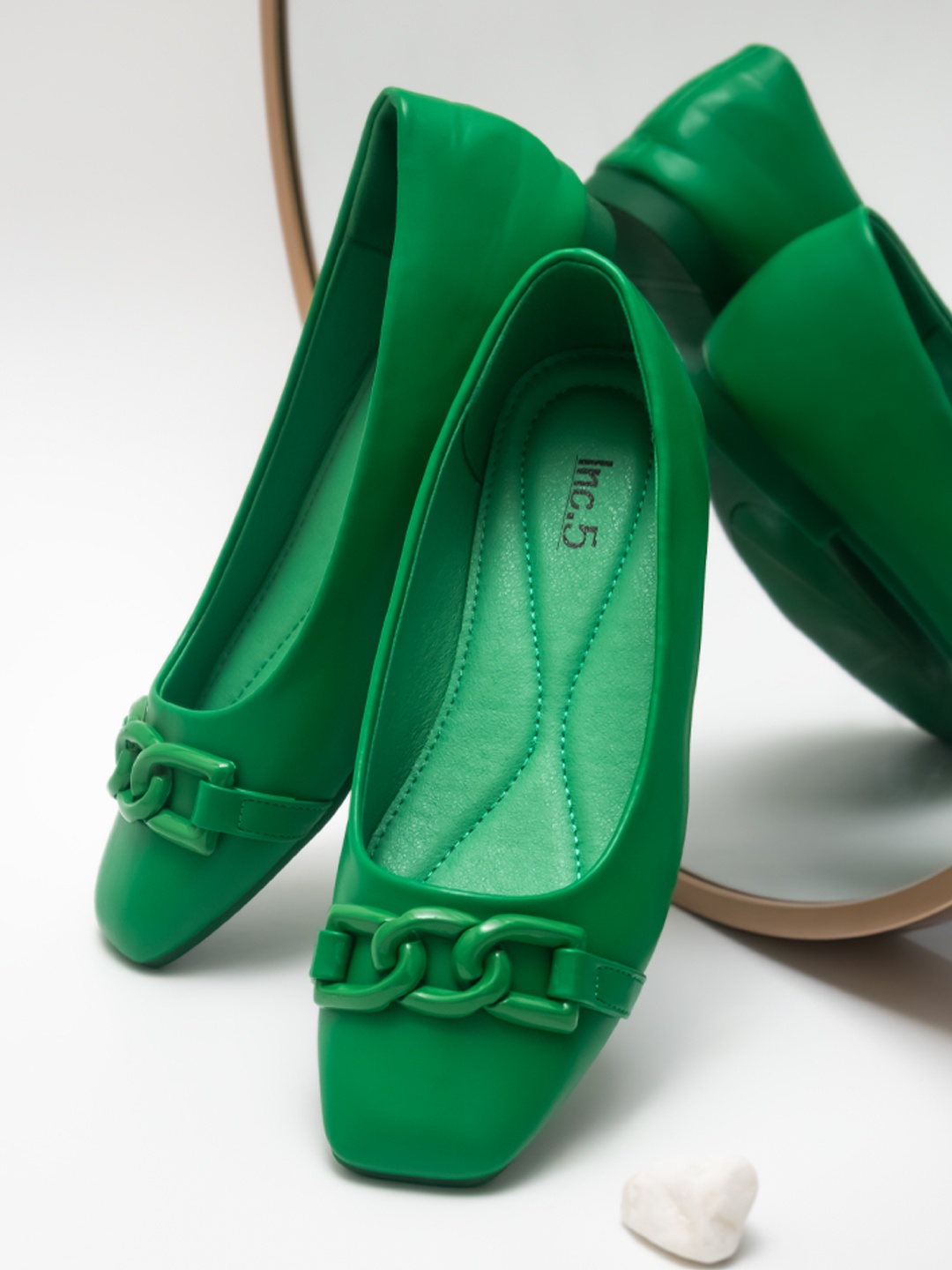 

Inc 5 Women Green Ballerinas Flats