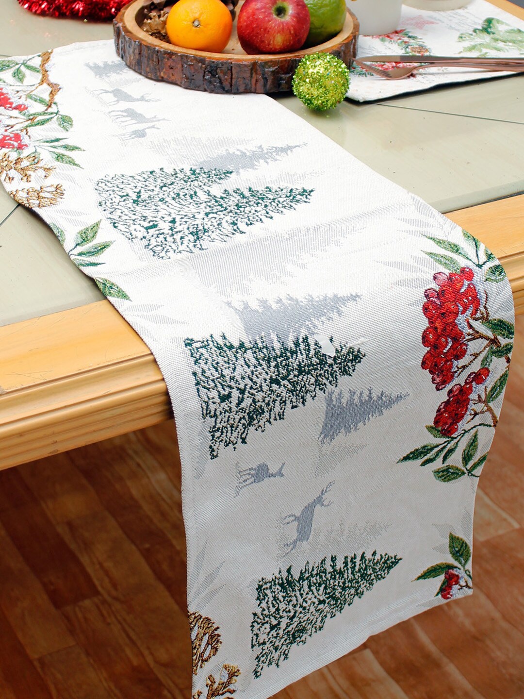 

AVI Living White Jaquard Woven Christmas Table Runner