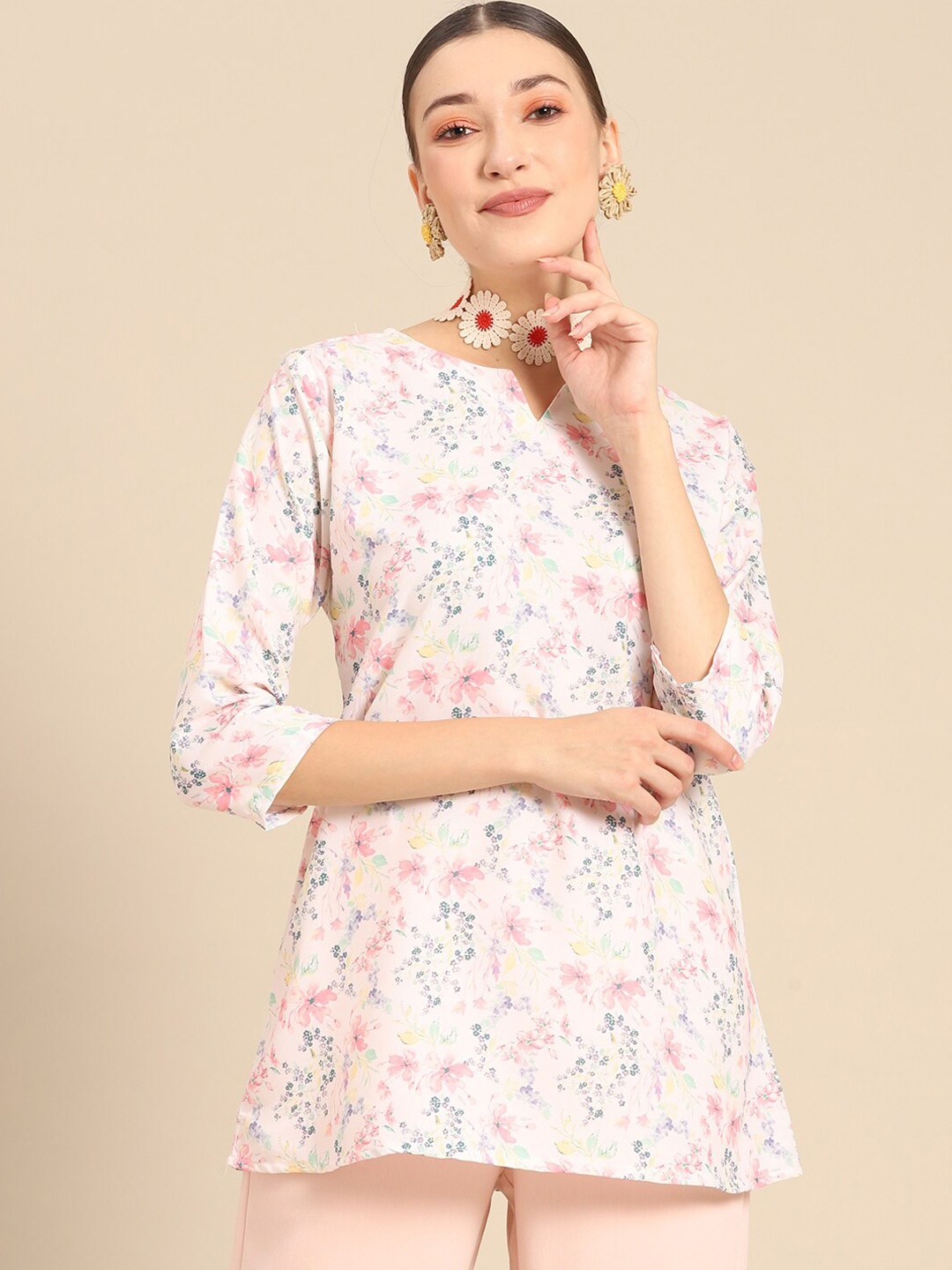 

all about you Off White Floral Printed Kurti