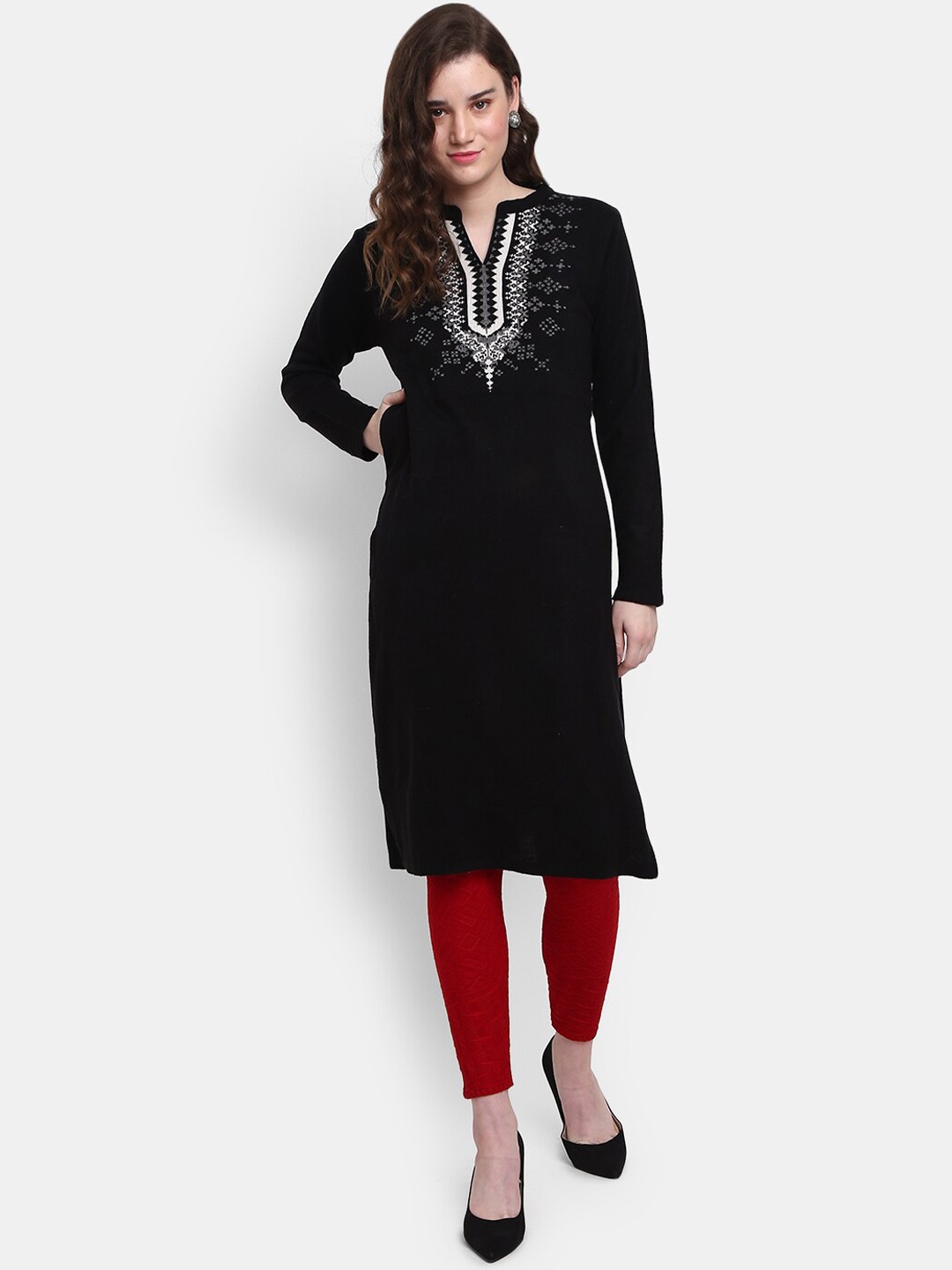 

V-Mart Women Black Ethnic Motifs Embroidered Thread Work Cotton Kurta