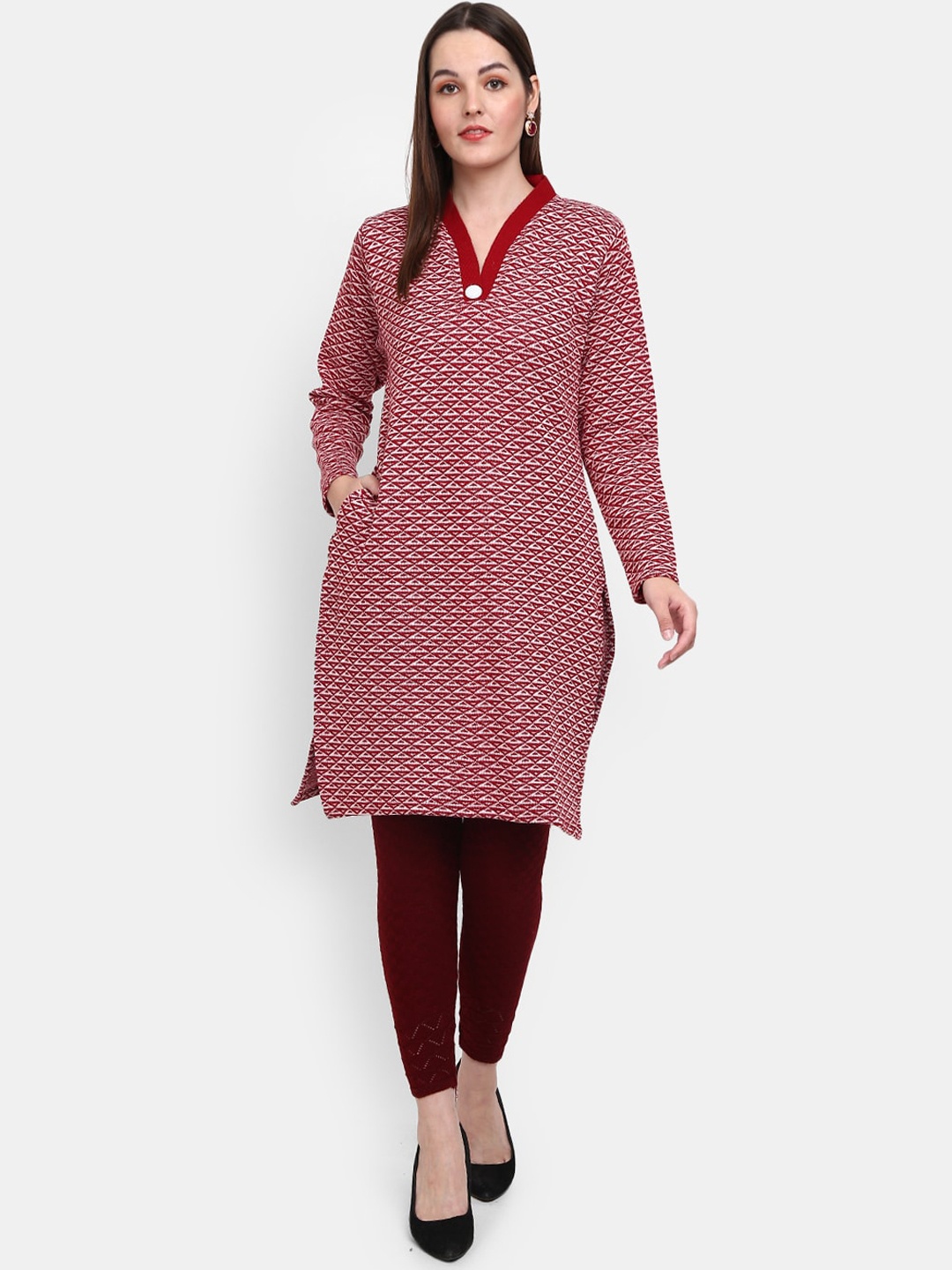 

V-Mart Women Red Geometric Embroidered Thread Work Cotton Kurta