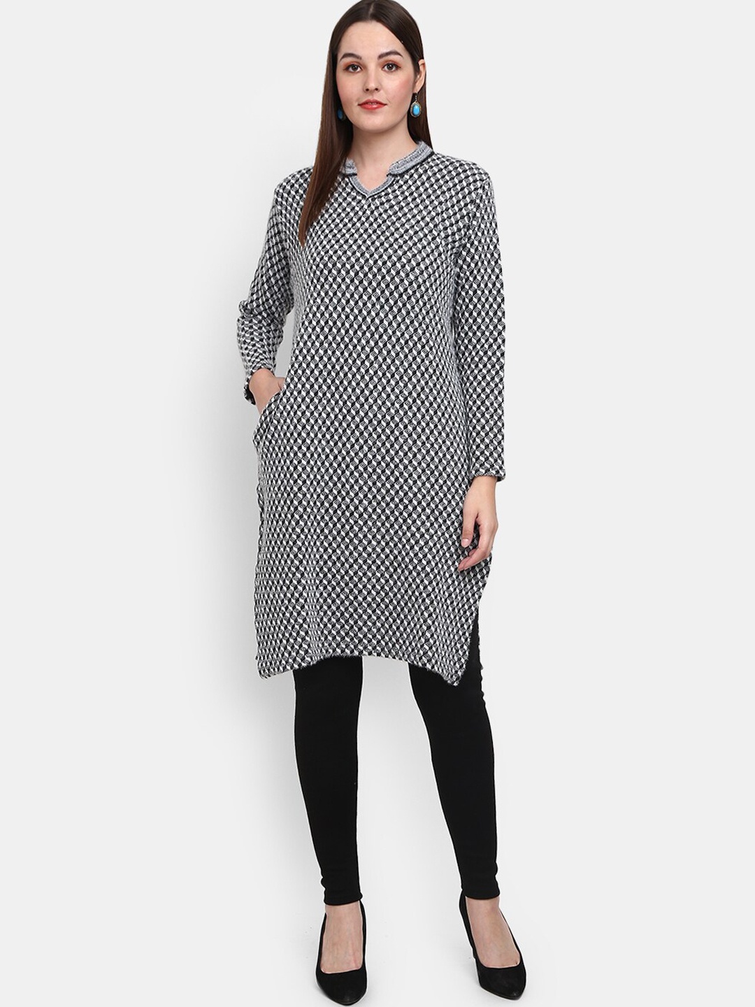 

V-Mart Women Black Printed Cotton Kurta