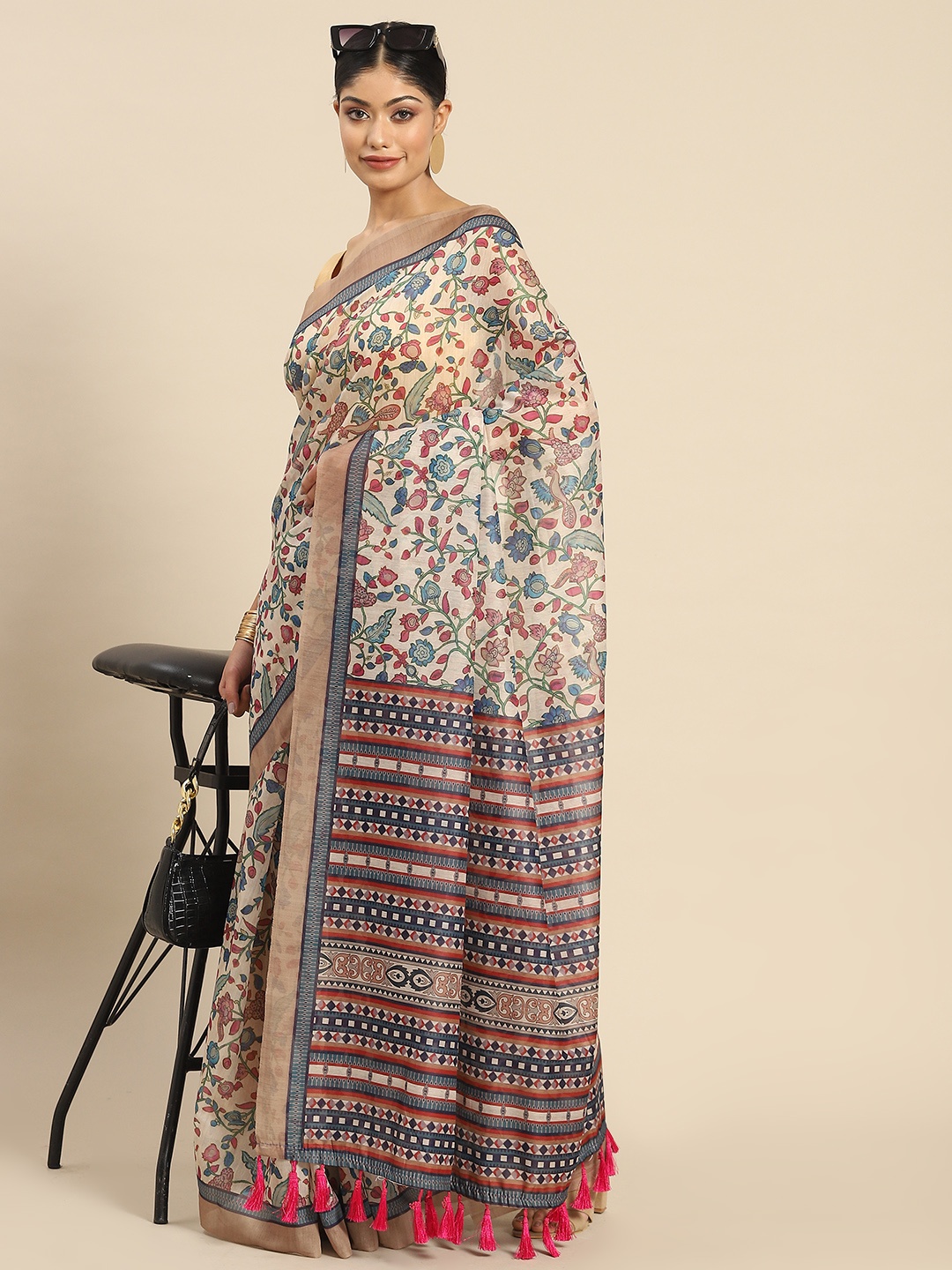 

Silk Land Floral Bagh Digital Print Saree, Beige