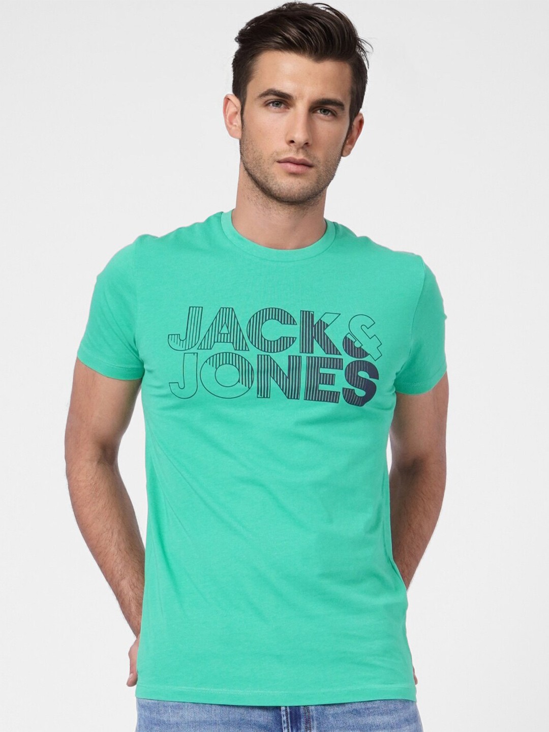 

Jack & Jones Men Green Typography Printed Cotton Slim Fit T-shirt
