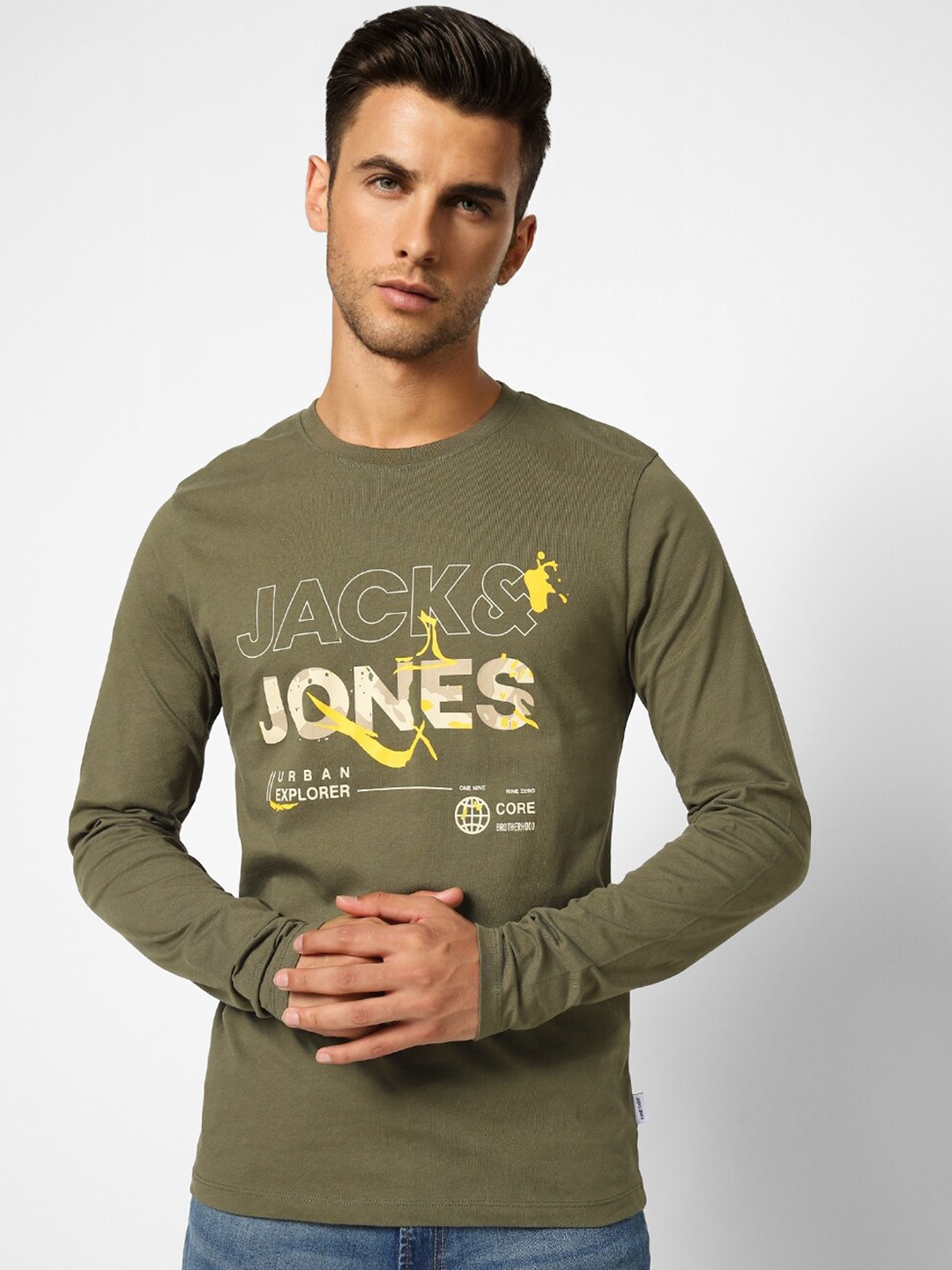 

Jack & Jones Men Green Typography Printed Cotton Slim Fit T-shirt