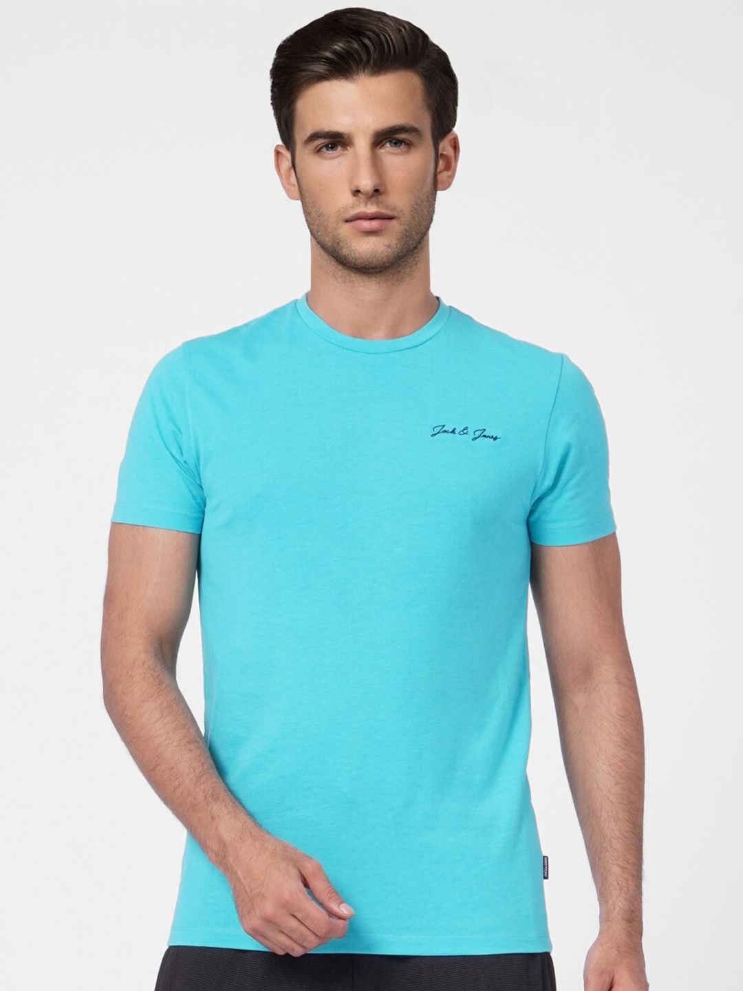 

Jack & Jones Men Blue Cotton Slim Fit T-shirt