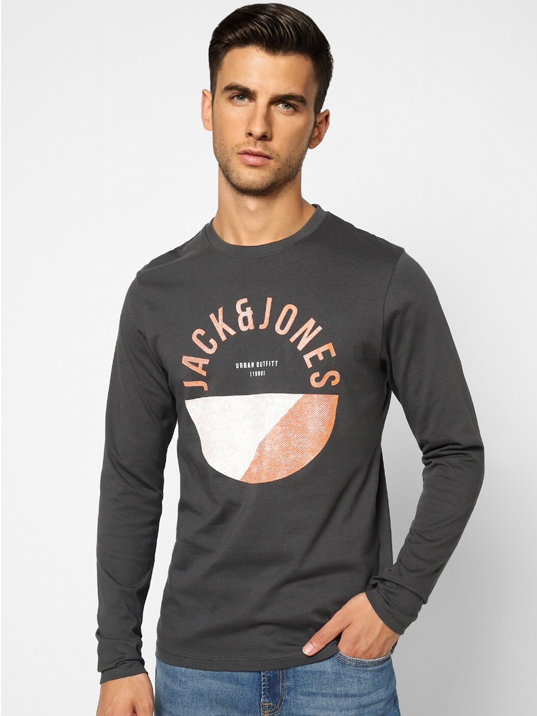 

Jack & Jones Men Charcoal Typography Printed Cotton Slim Fit T-shirt