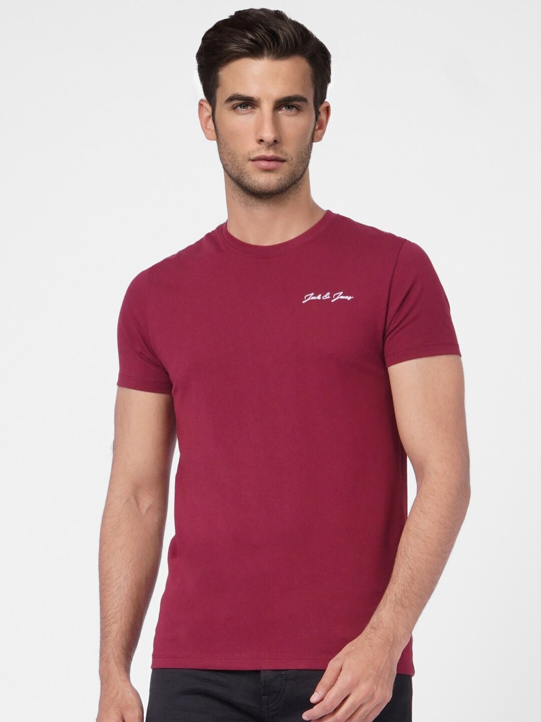 

Jack & Jones Men Maroon Cotton Slim Fit T-shirt