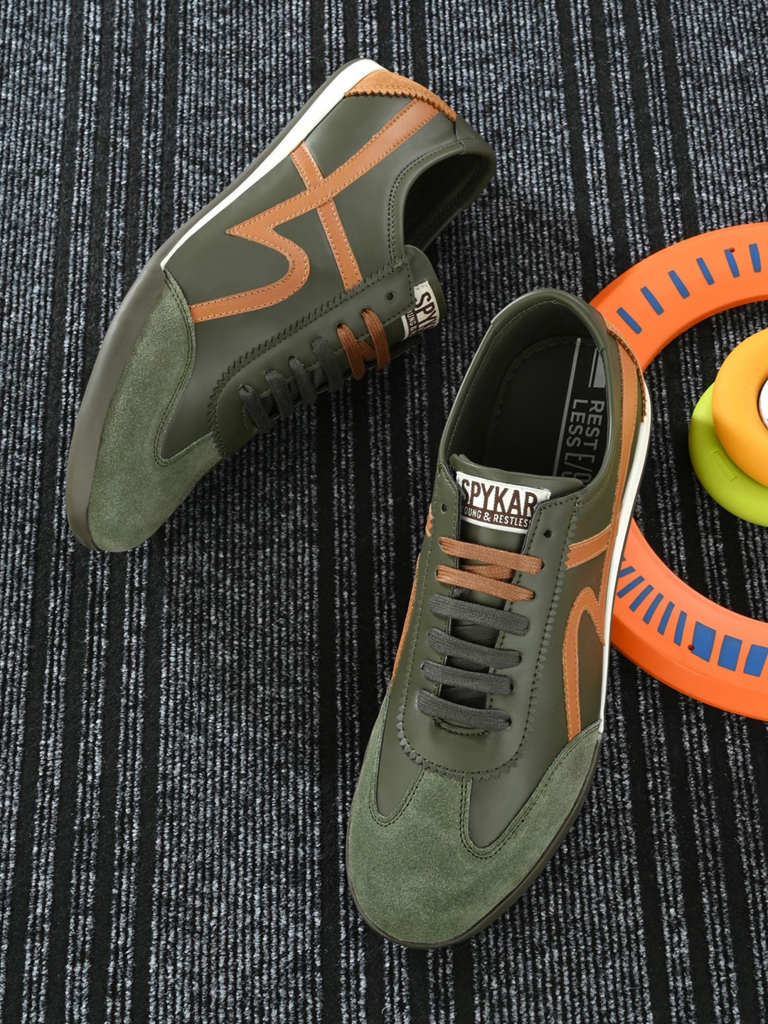 

SPYKAR Men Paul Olive Retro Graphic Walking Non-Marking Shoes