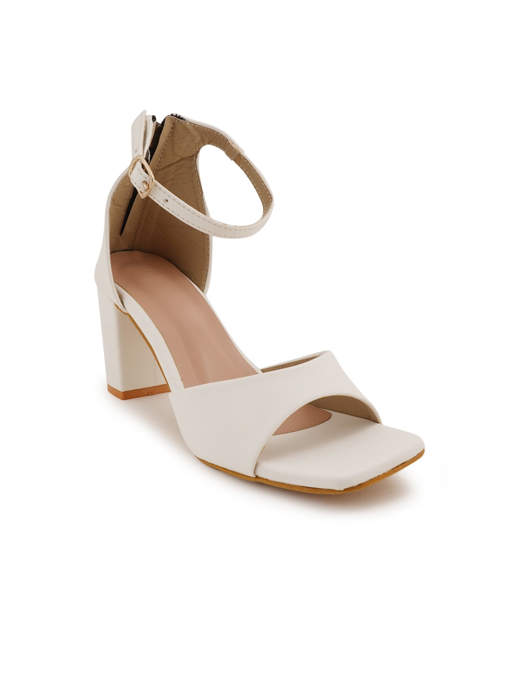 

SCENTRA White Block Heels with Buckles