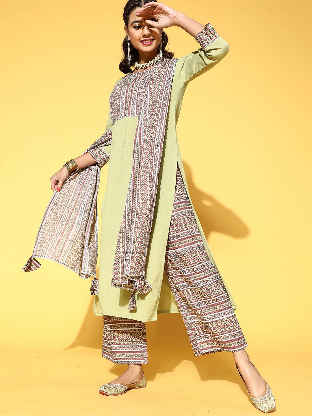 

ODETTE Women Green Ethnic Motifs Printed Kurta with Palazzos & With Dupatta