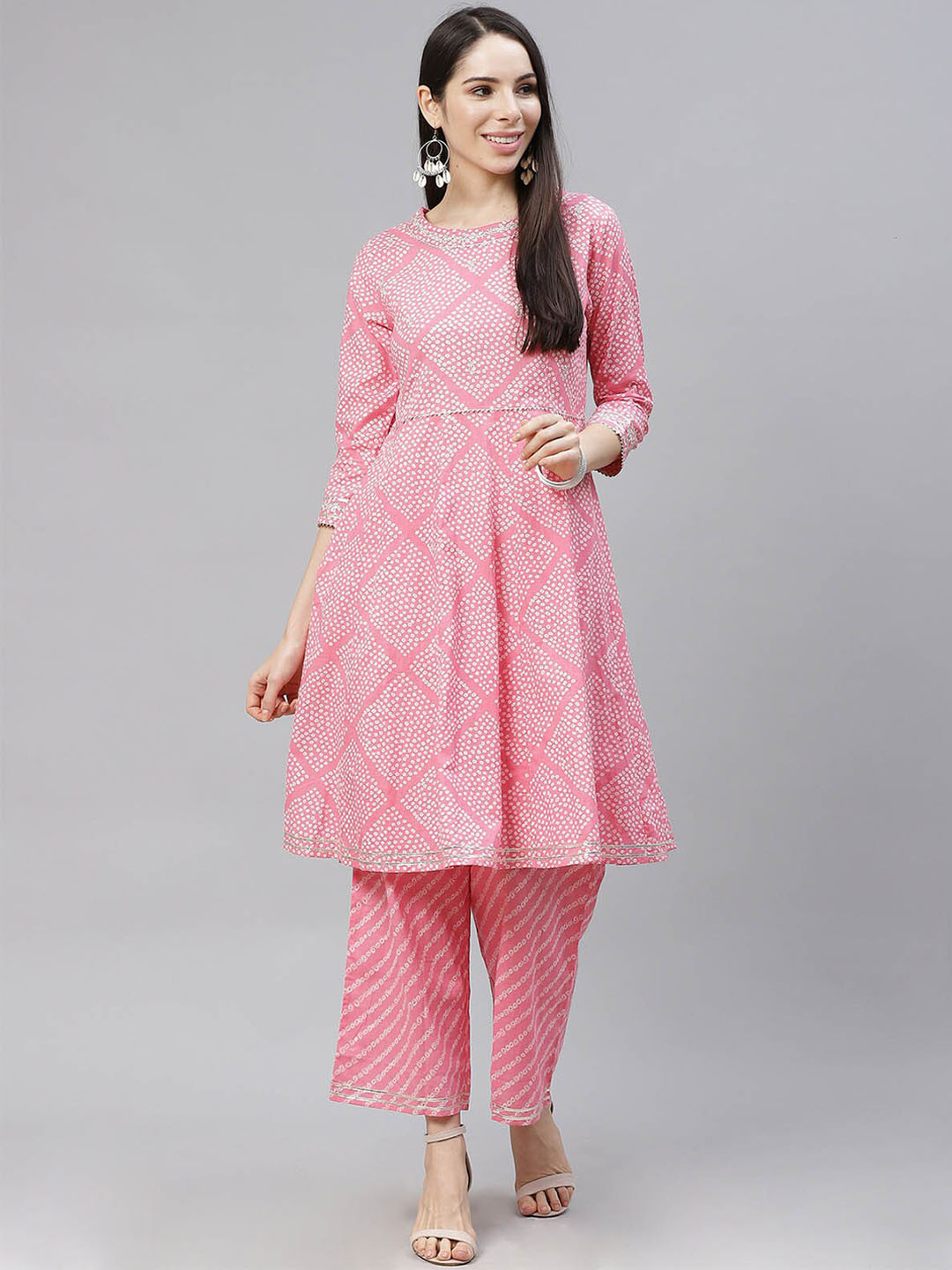 

ODETTE Women Pink Bandhani Printed Thread Work Pure Cotton Kurta with Palazzos & With Dupatta