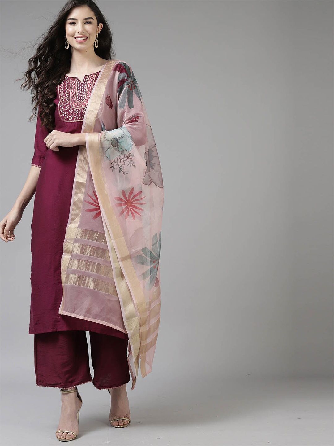 

ODETTE Women Purple Floral Embroidered Sequinned Kurta with Trousers & With Dupatta