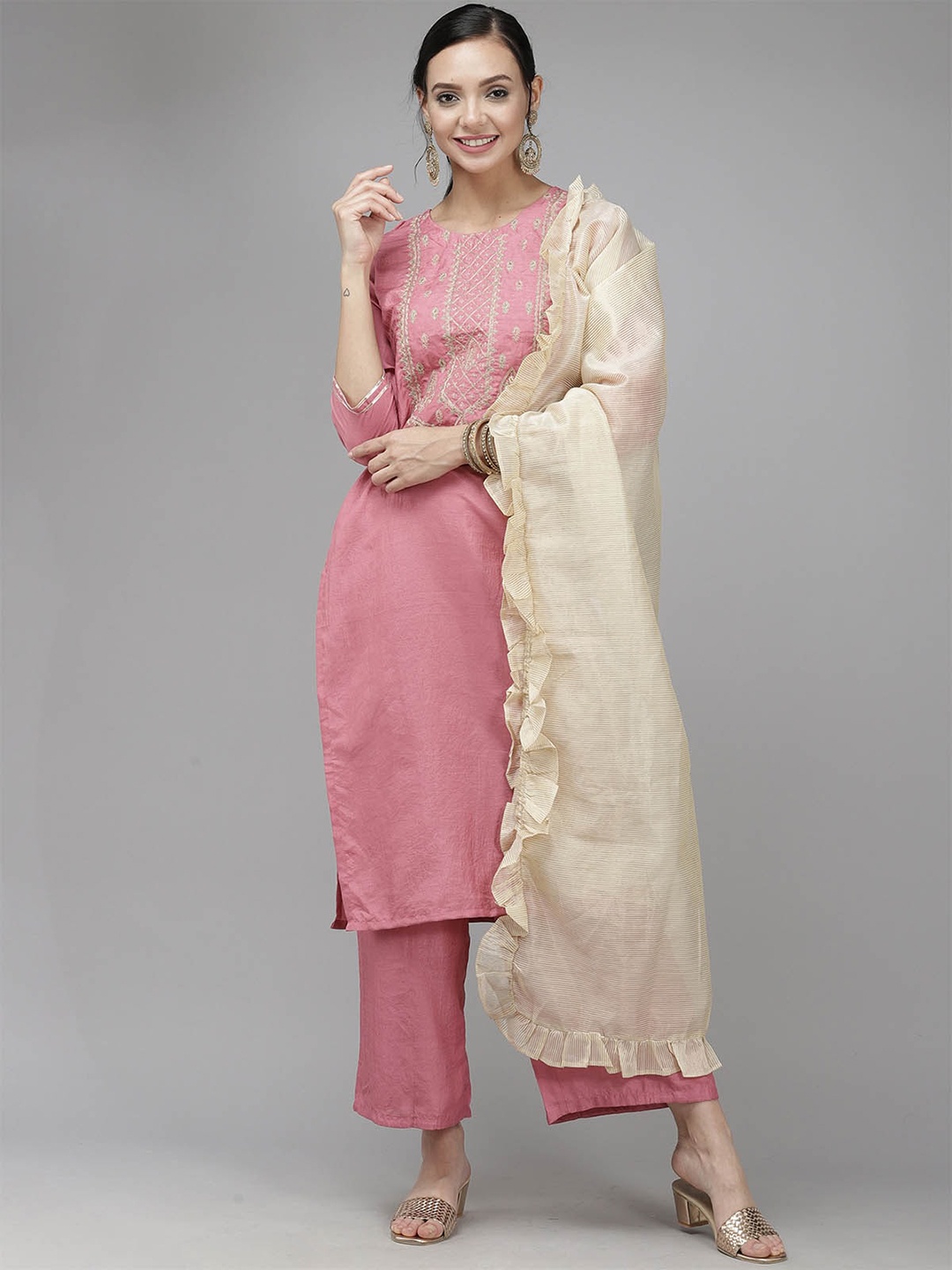 

ODETTE Women Pink Floral Embroidered Gotta Patti Kurta with Trousers & With Dupatta
