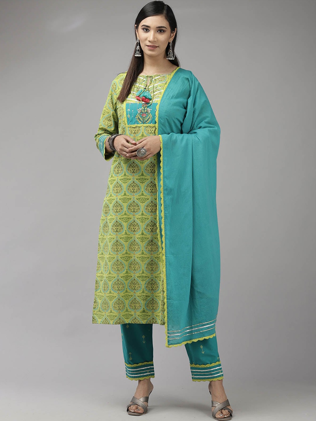 

ODETTE Women Green Ethnic Motifs Printed Thread Work Kurta with Trousers & With Dupatta