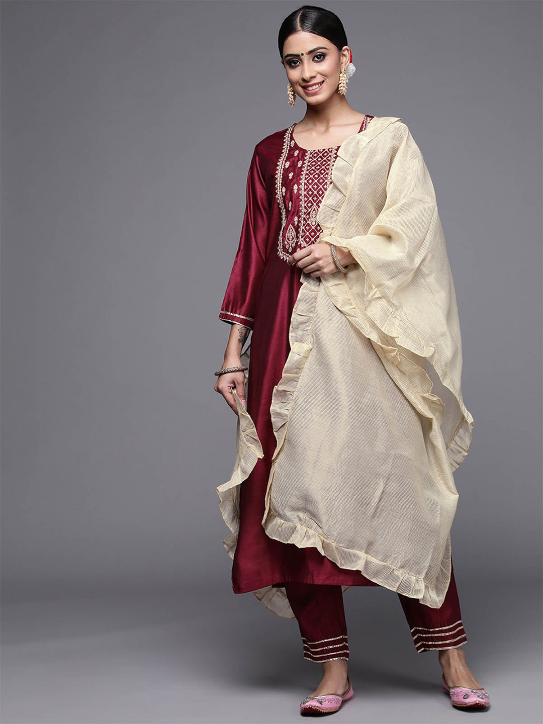 

ODETTE Women Maroon Ethnic Motifs Embroidered Kurta with Trousers & With Dupatta