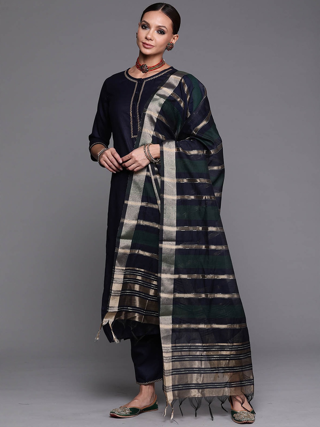 

ODETTE Women Navy Blue Thread Work Kurta with Trousers & With Dupatta