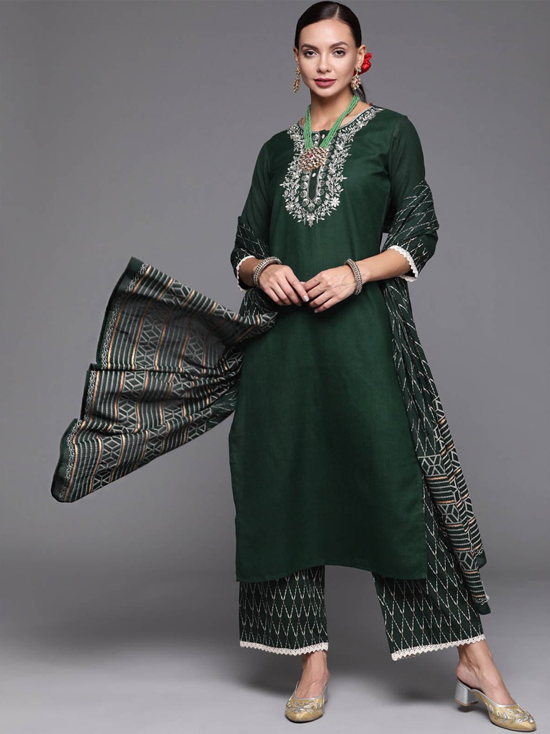 

ODETTE Women Green Ethnic Motifs Embroidered Kurta with Palazzos & With Dupatta