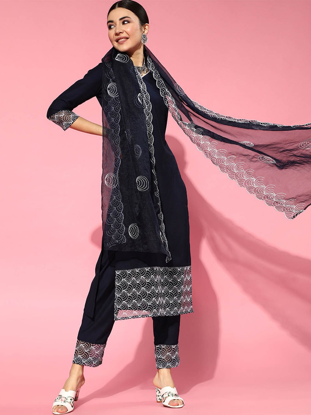 

ODETTE Women Black Kurta with Trousers & With Dupatta