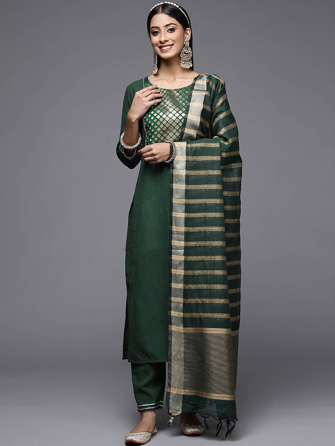 

ODETTE Women Green Printed Kurta with Trousers & With Dupatta