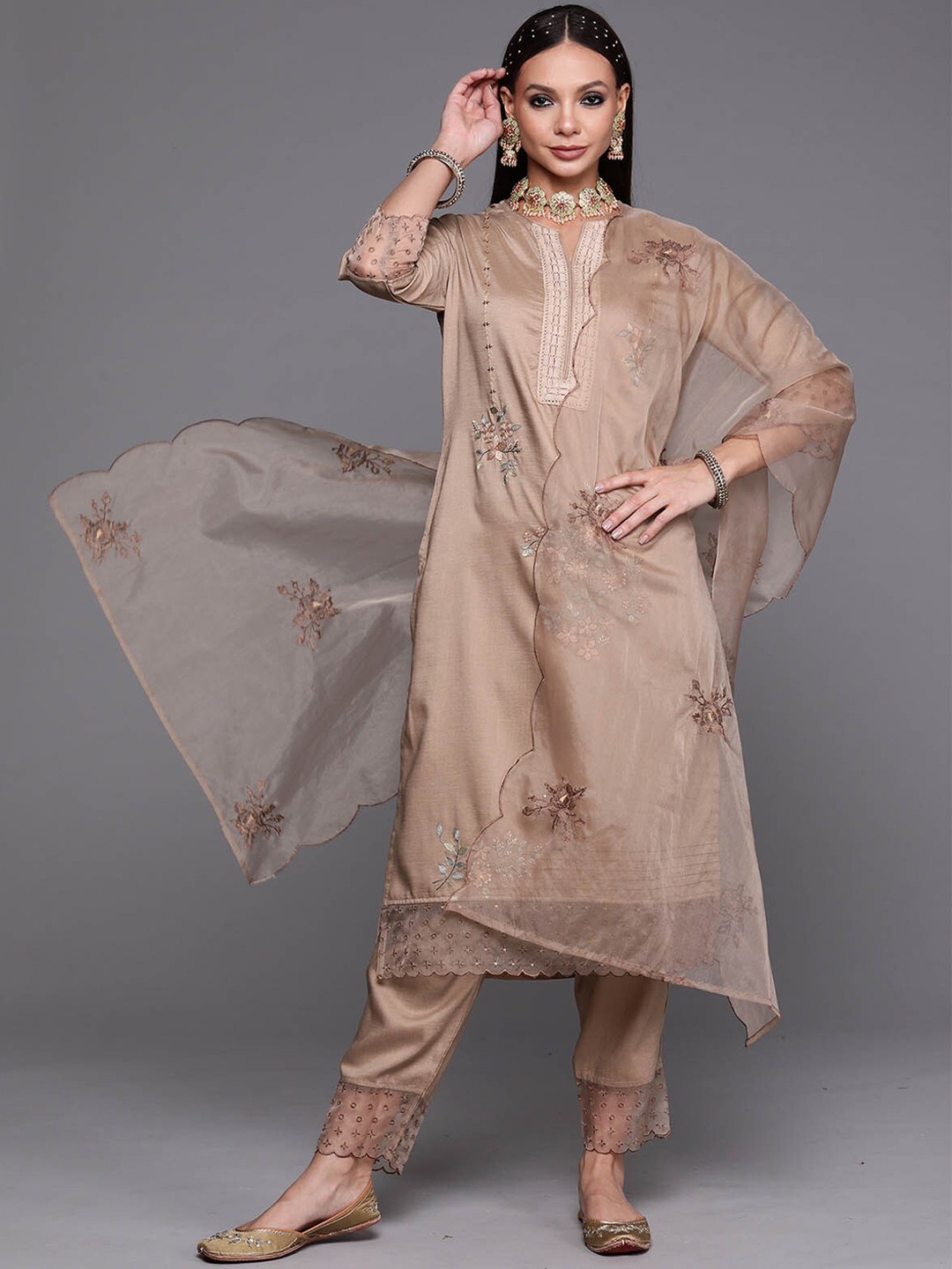 

ODETTE Women Beige Floral Embroidered Kurta with Trousers & With Dupatta