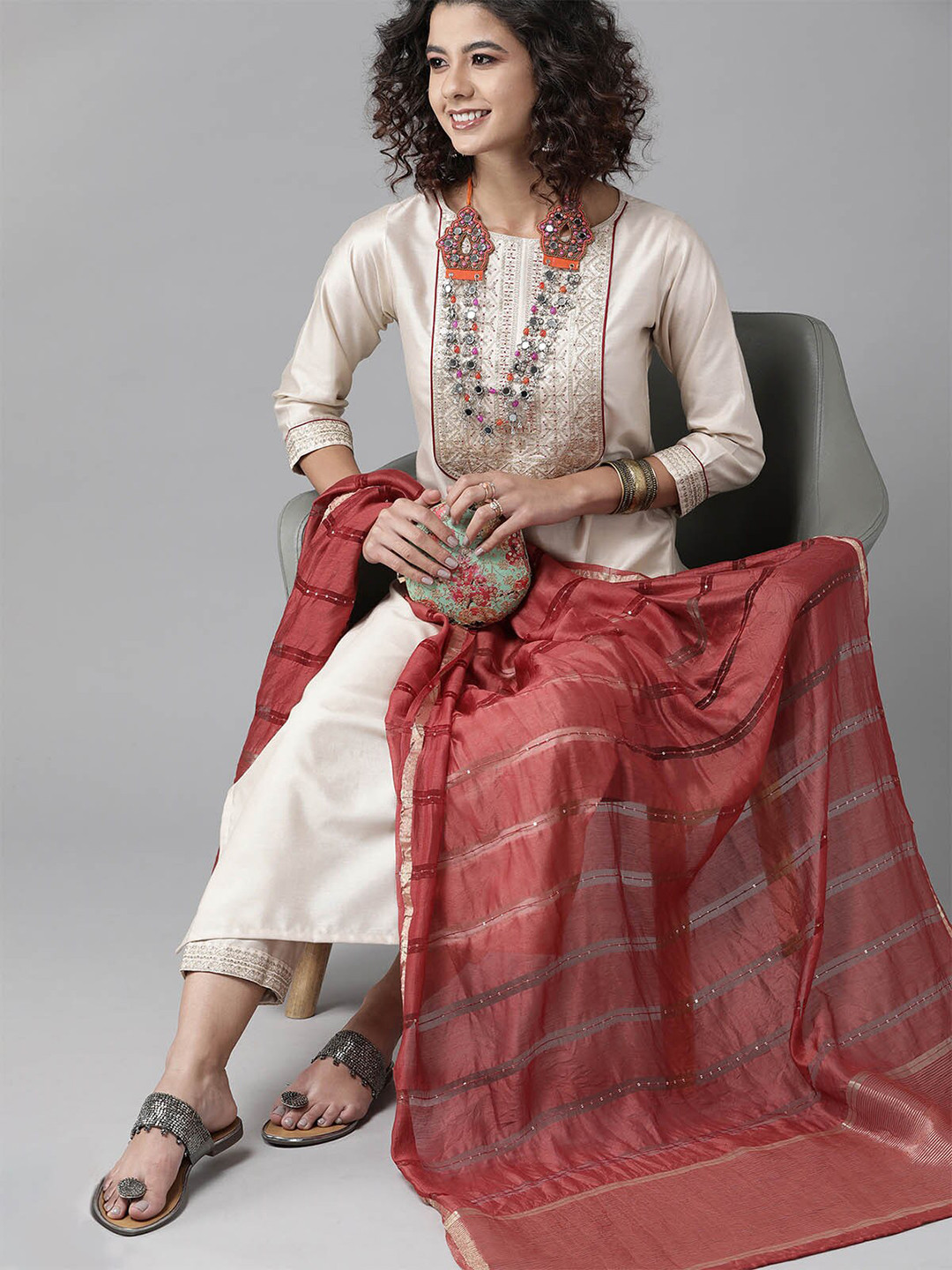 

ODETTE Women Off White Ethnic Motifs Embroidered Kurta with Trousers & With Dupatta
