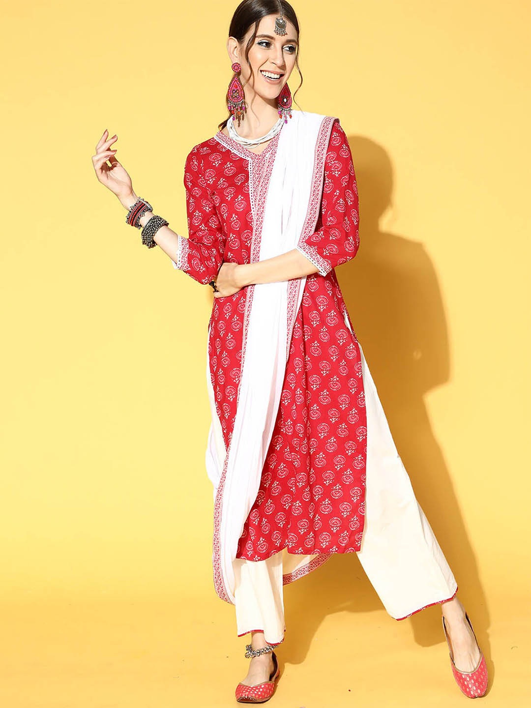 

ODETTE Women Red Printed Kurta with Trousers & With Dupatta