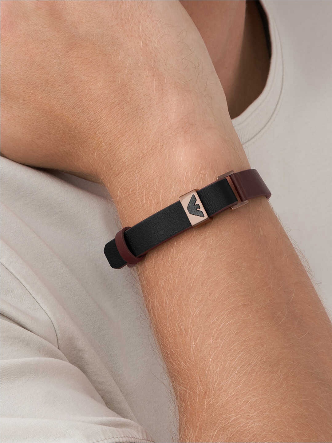 

Emporio Armani Men Brown Wraparound Bracelet