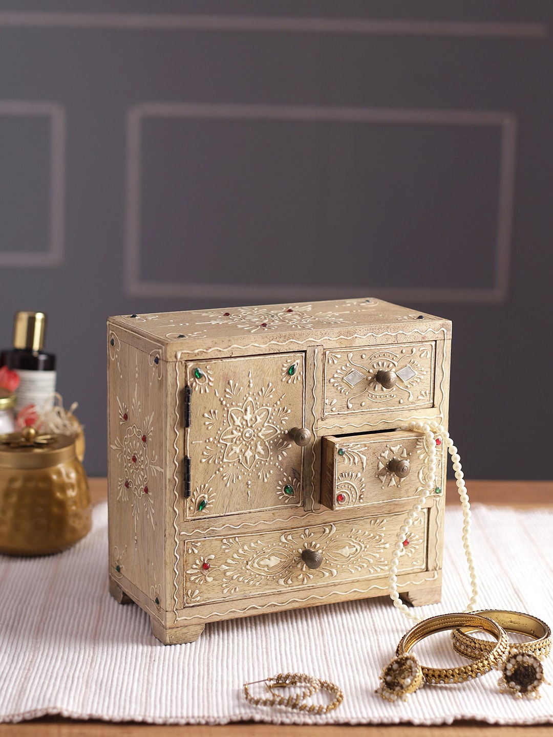 

Aapno Rajasthan Beige Printed Wood Drawer Organiser