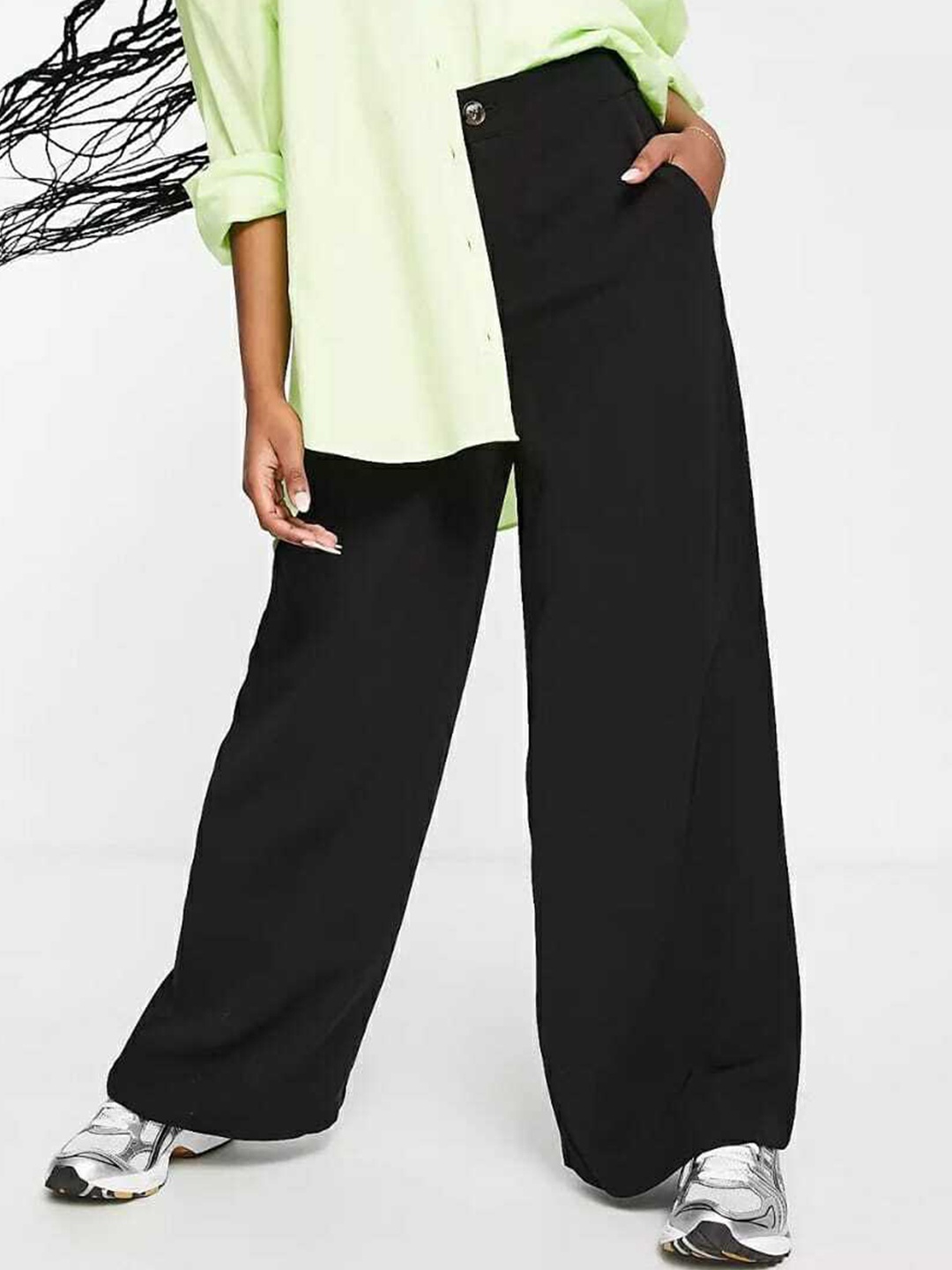 

BROADSTAR Women Black Relaxed Straight Leg Loose Fit High-Rise Easy Wash Trousers