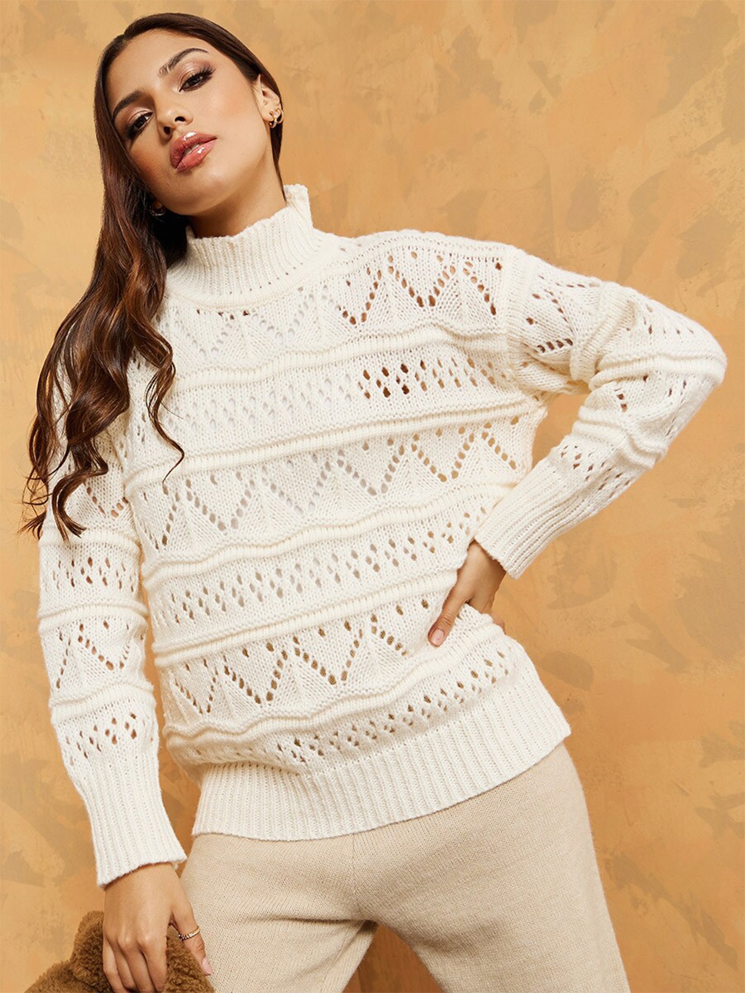 

Styli Women Off White Cable Knit Longline Pullover