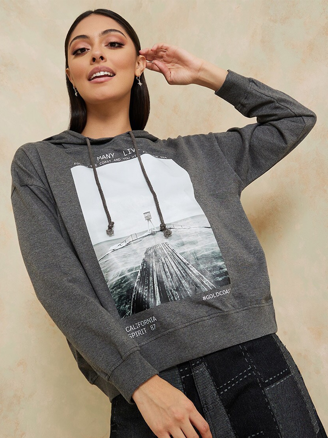 

Styli Women Grey Printed Hooded Cotton Sweatshirt